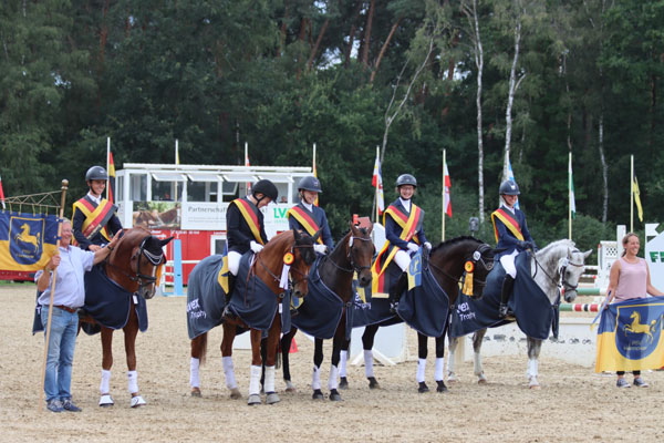 Gold-Team Hannover Bundesnachwuchschampionat Vielseitigkeit Ponys. Foto: Lemke
