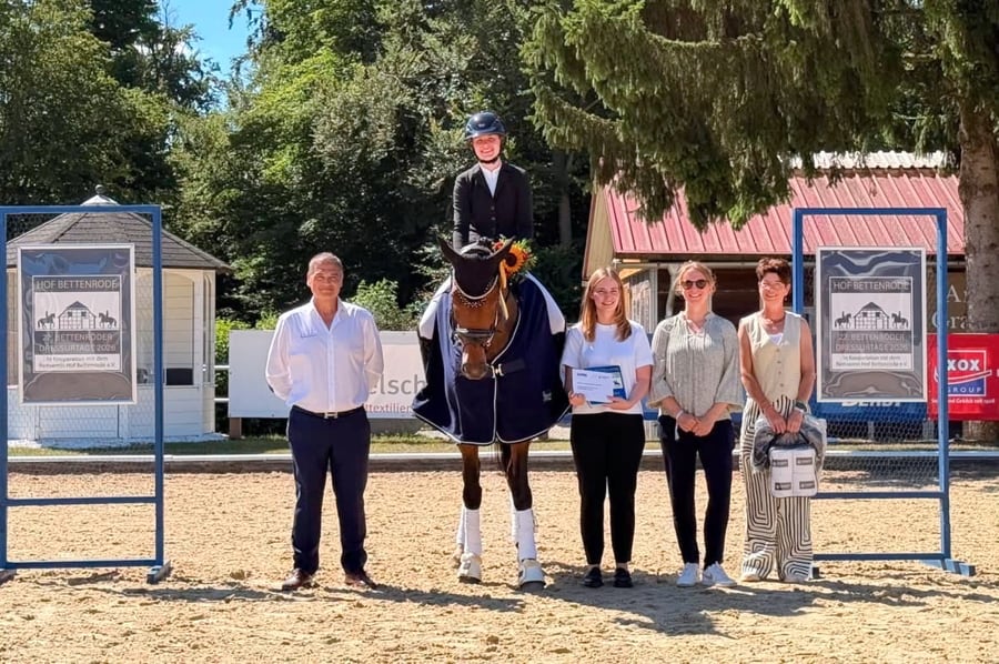 Clara Wecko gewinnt vierte Qualifikation zum NÜRNBERGER BURG-POKAL der norddeutschen Junioren 2026