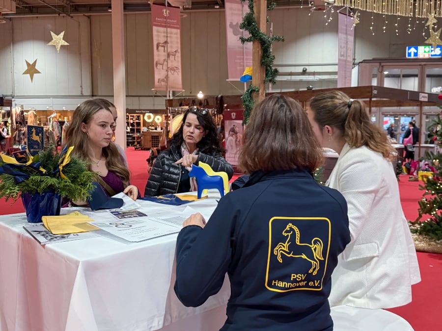 Passion Pferd 8er-Team 2 2025 Foto Pantel