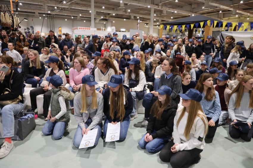 Passion Pferd 8er-Team 9 2025 Foto Pantel.