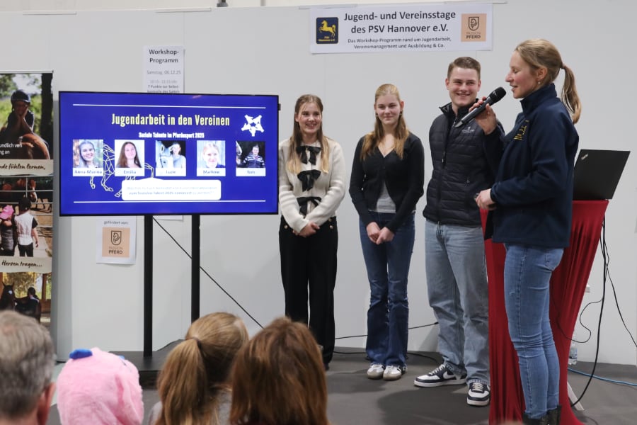 Passion Pferd Jugend-Stage 8 Foto Pantel