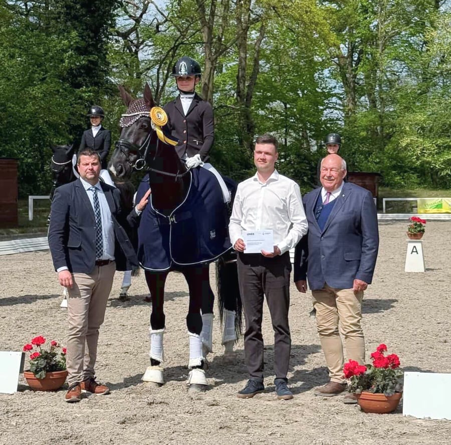 Erste Qualifikation zum NÜRNBERGER BURG-POKAL der norddeutschen Junioren 2026: Sieg für Sophia Ersil