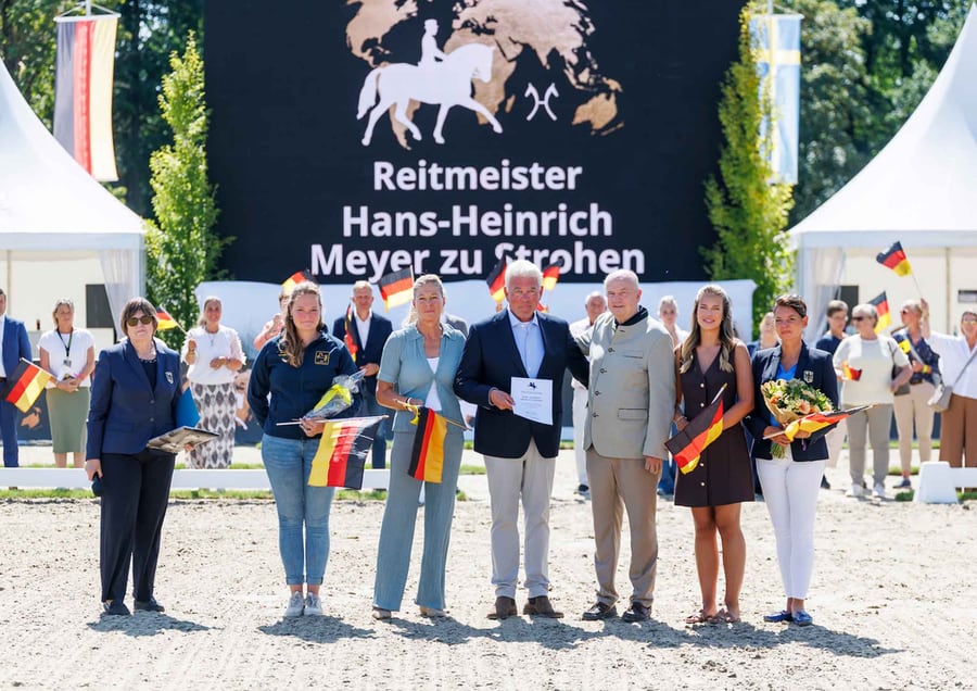 Reitmeister Hans-Heinrich Meyer zu Strohen Foto Pferdesport Deutschland