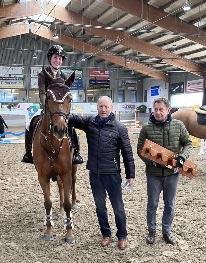 Sichtung BNC Springen Siegerin Prüfung 3 Abt 2 Brianne Beerbaum